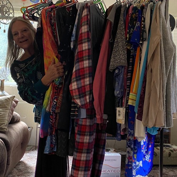 Vicki’s next show. - Picture 1 of 1